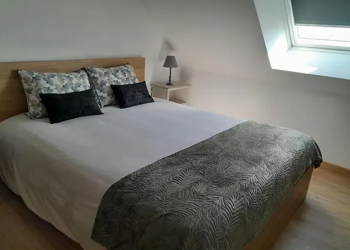 Tante Jeanne Holiday home Reville